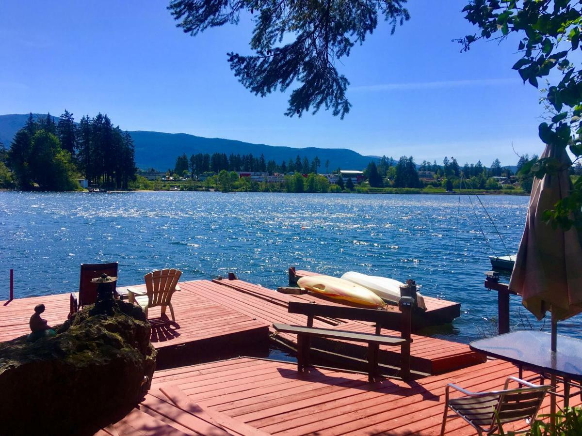 Long Lake Waterfront Bed And Breakfast Nanaimo Exterior photo